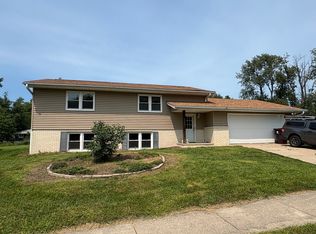 4403 W Broyhill Ct #B, Peoria, IL 61615