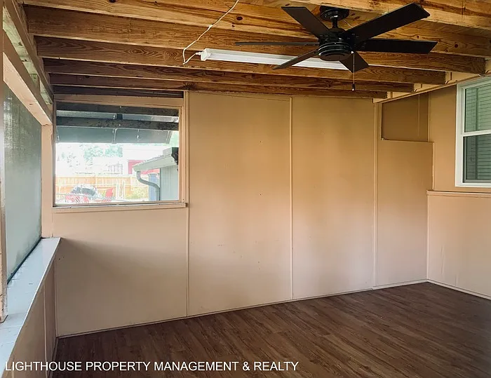 3331 Sylvia St — Photo 33