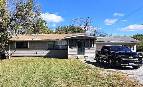 1611 Mousette Ln Photo 1