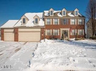 8870 Hickory View St NW, Canal Winchester, OH 43110