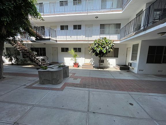 3rd image of 460 W Doran St APT 116