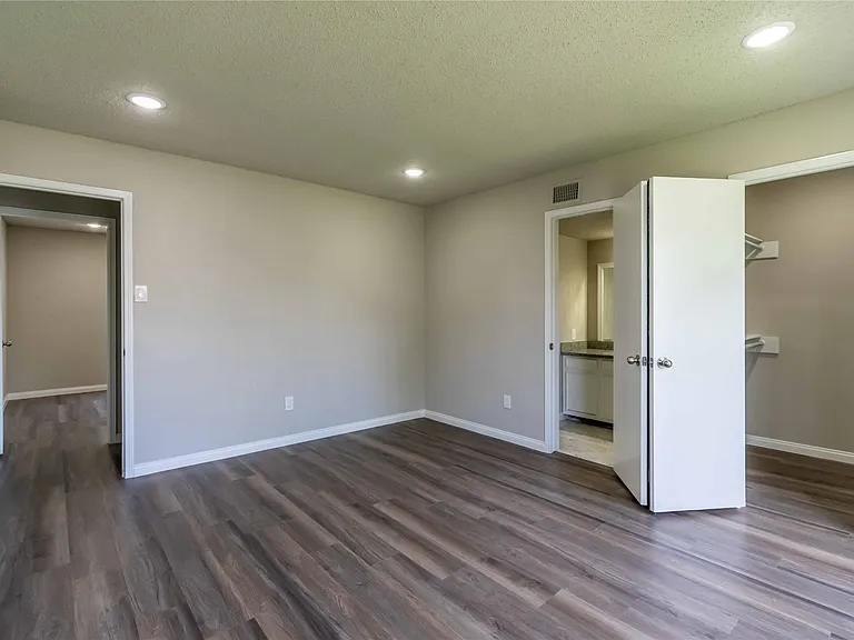 7921 Cook Rd — Photo 12