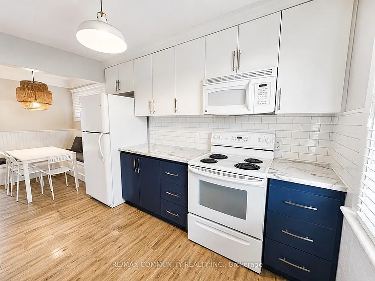 386 Whitney Ave #MAIN — Photo 11