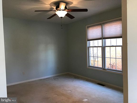 4th image of 1842 Meridian Dr