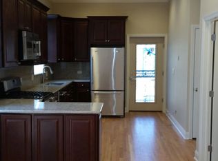 852 W Armitage Ave #48HBEK46U, Chicago, IL 60614
