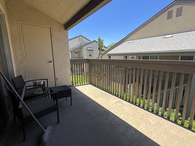 8525 Villa La Jolla Dr #C — Photo 9