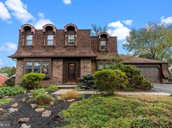 60 Signal Hill Rd, Holland, PA 18966