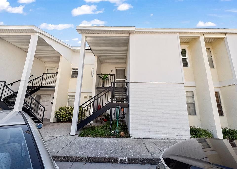 1st image of 3815 N OAK DRIVE #G52
