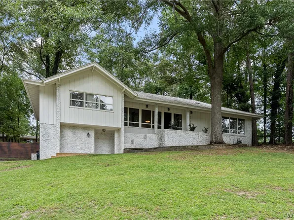 5116 Northwood Lake Dr W, Northport, AL 35473