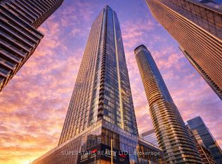 10 York St #4208, Toronto, ON