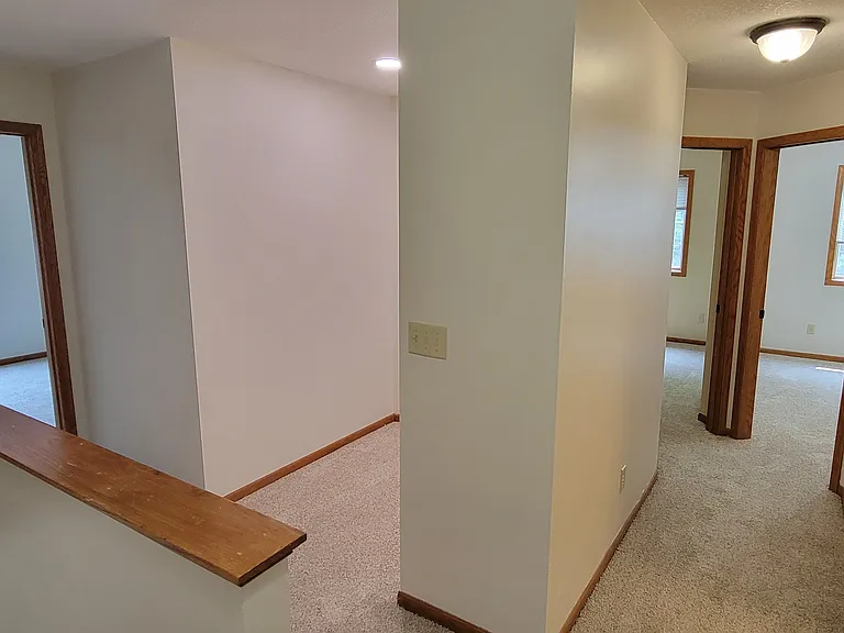 1055 S Fillmore Cir NE — Photo 32