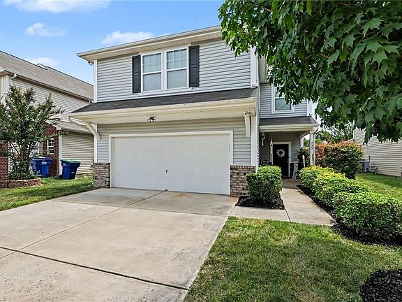 3rd image of 733 Petree Farm Ln