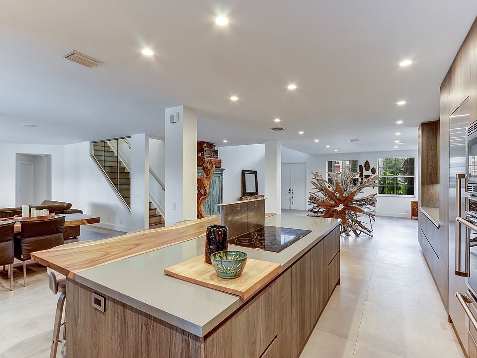1st image of 2060 Quail Roost Dr