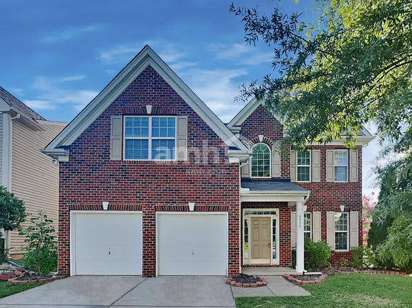 4059 Houldsworth Dr, Charlotte, NC 28213