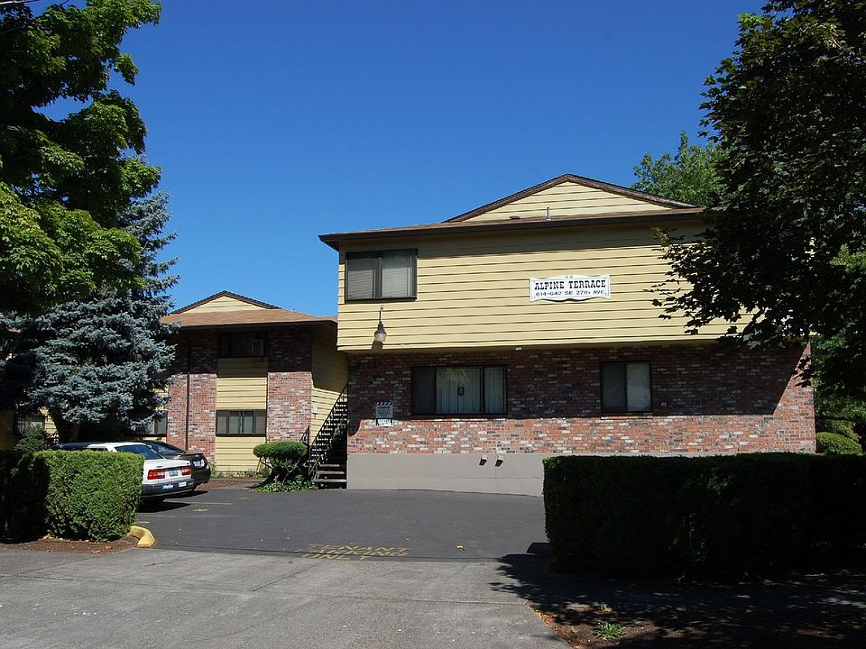 Building Photo 4