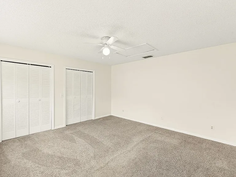 6262 142nd Ave N #1302 — Photo 11