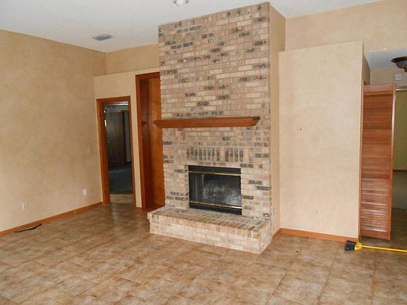 3rd image of 3790 Mandarin Woods Dr N