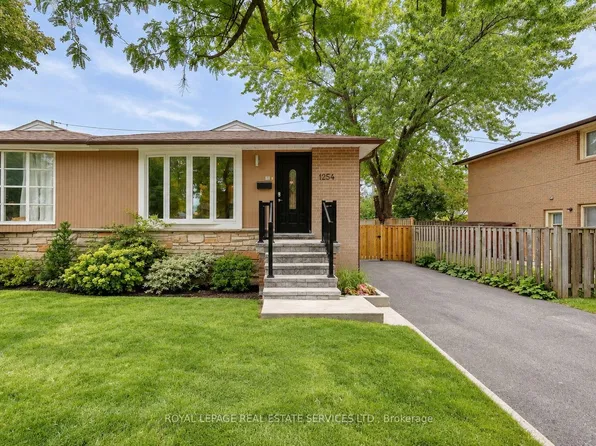 1254 Napier Cres, Oakville, ON L6H 2A4