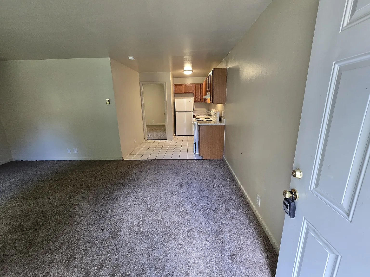 1 bed, 750 sqft, $895 — Photo 2
