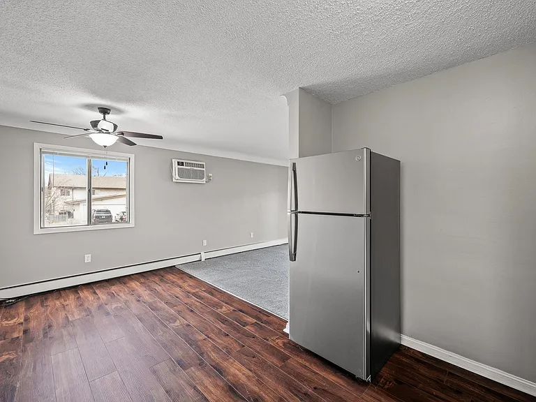Elrose Apartments 1500 — Photo 7