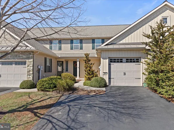 24 Rebecca Dr, Denver, PA 17517