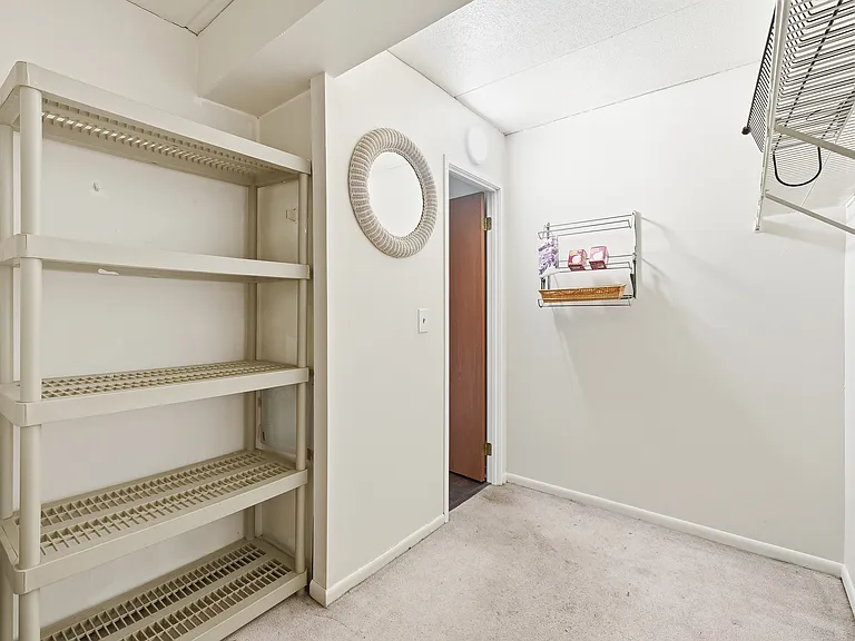 5 Linden St #6I — Photo 15