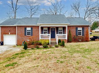 146 Sherron Dr, Dickson, TN 37055