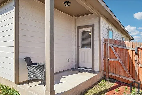 10922 Airmen Dr — Photo 18