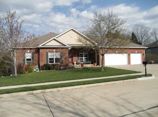 106 Haywood Ct, Columbia, MO 65203