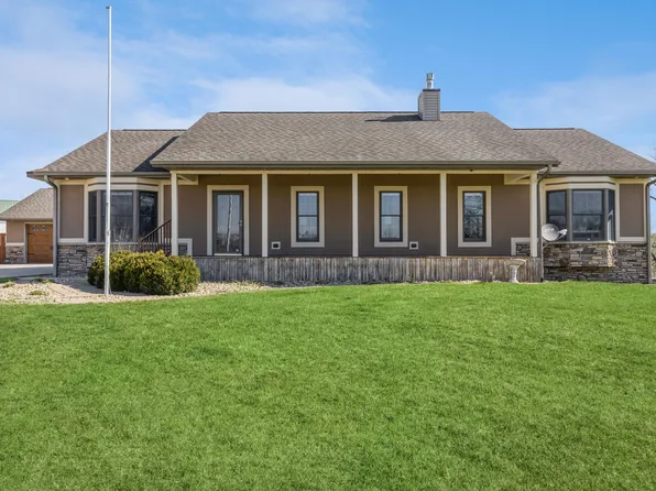 2732 Binford Ave, State Center, IA 50247