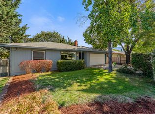 455 NE 11th St, Grants Pass, OR 97526