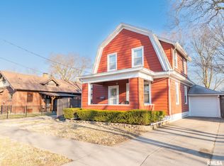 707 Hillyer St, Pekin, IL