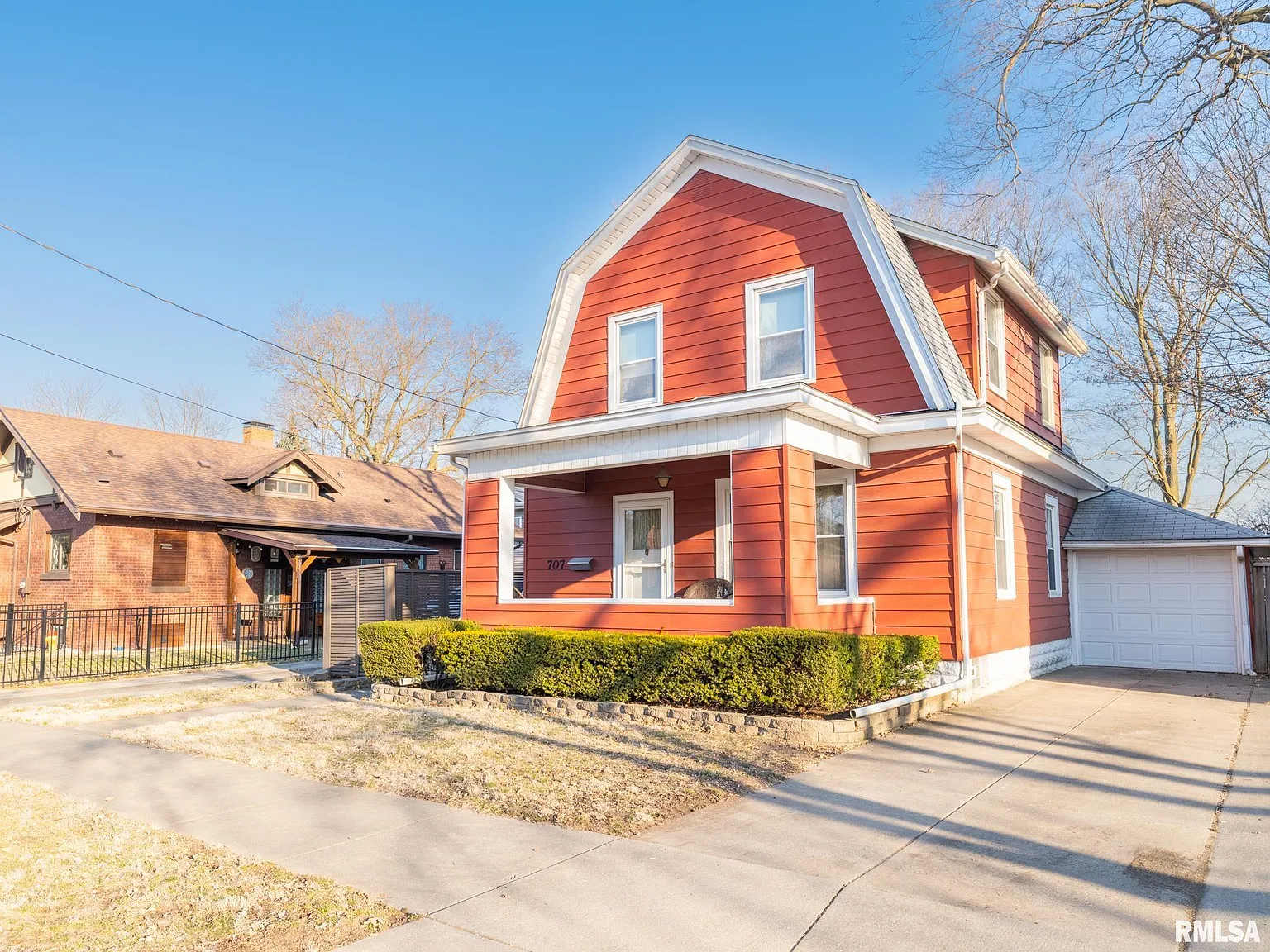 707 Hillyer St photo 1