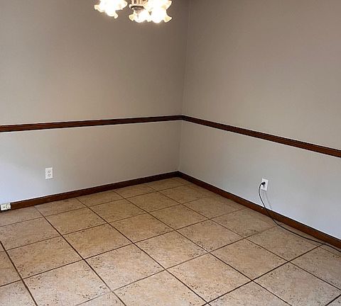 4th image of 175 Heritage Farm Ln