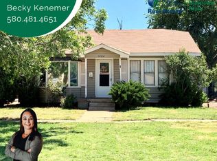 1404 N Willard St, Altus, OK 73521