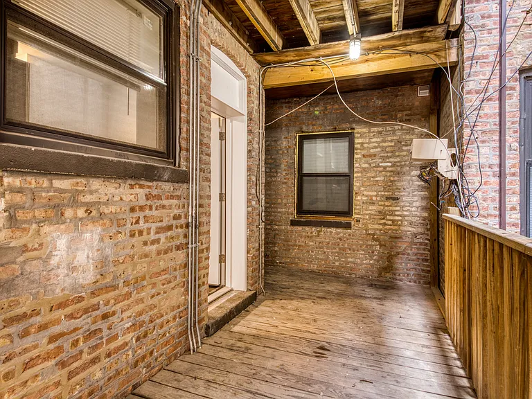 1904 N Whipple St #101 — Photo 17