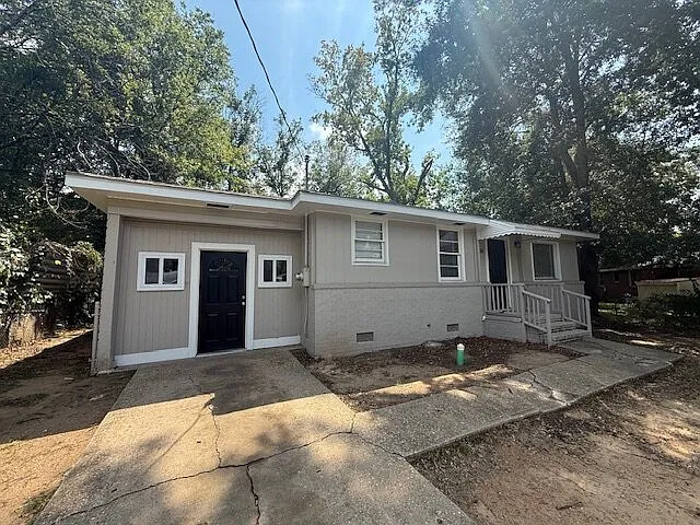2836 Knox St — Photo 2