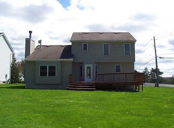 5th image of 4876 Marilyn Dr