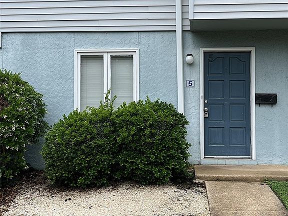2nd image of 1911 Smoke Ridge Ct APT 5