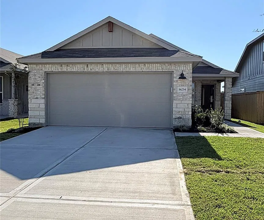14234 Granger Pointe Ln
