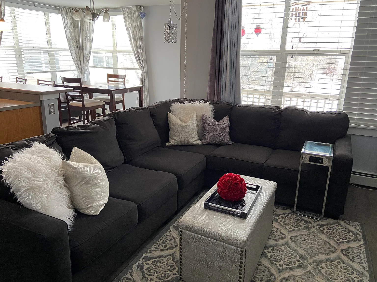 2 bed, 937 sqft, $3,200 — Photo 2