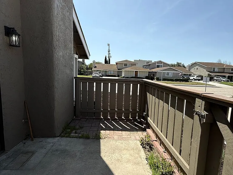 1153 E Foster Rd #A — Photo 28