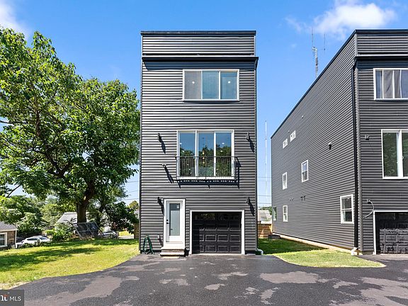 4th image of 6987 Silverwood St