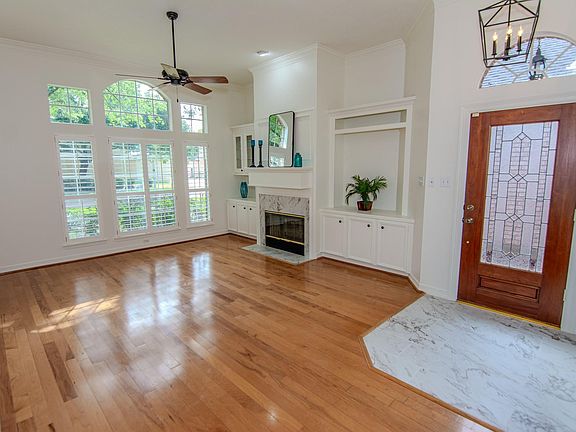 5th image of 14323 Reissen Ln