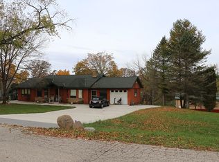 9120 262nd Ave, Salem, WI 53168