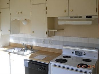 2nd image of 3221 Stabler St