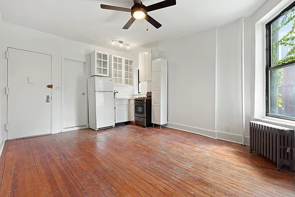 Rented by Brown Harris Stevens | media 2