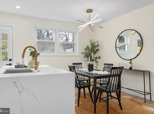 5821 Jamestown Rd, Hyattsville, MD 20782