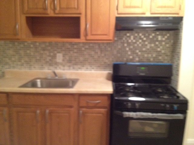2nd image of 302 Bradford St #2