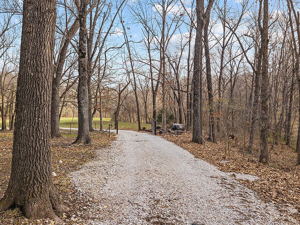 1st image of 745 Pardon Road